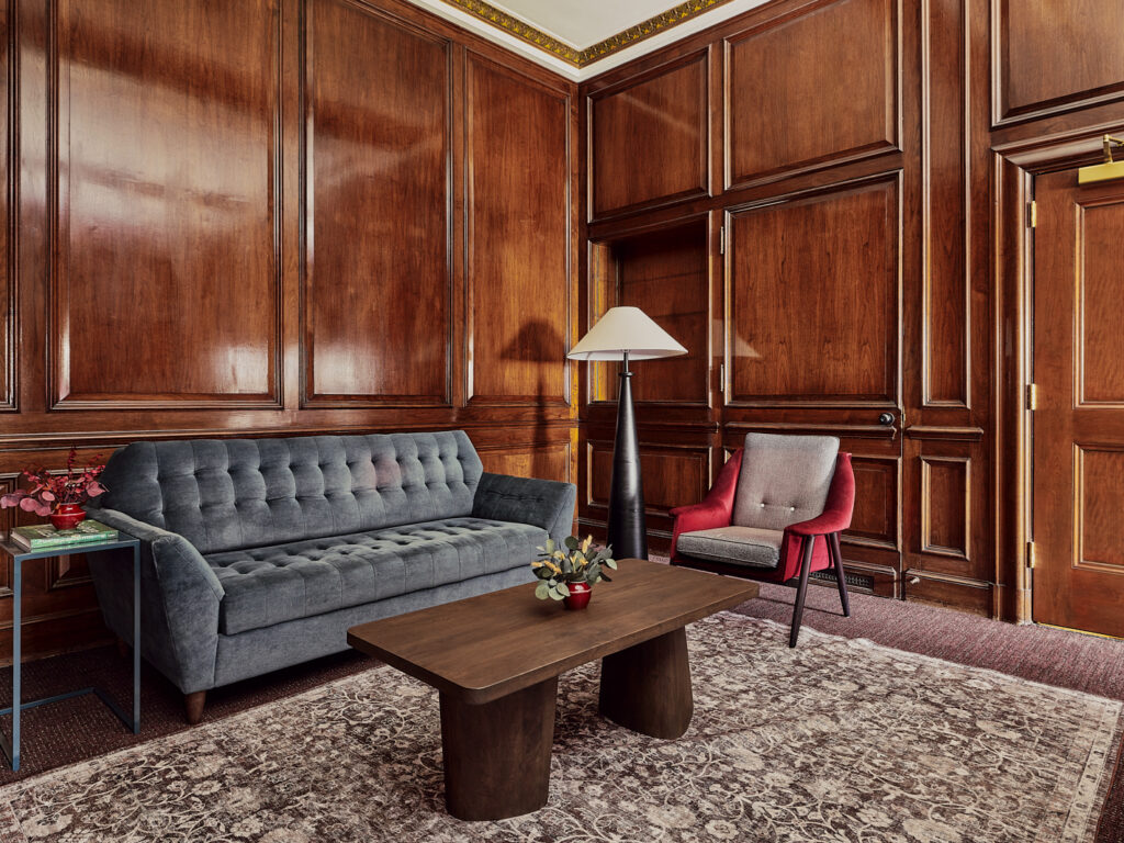 Secretary Suite